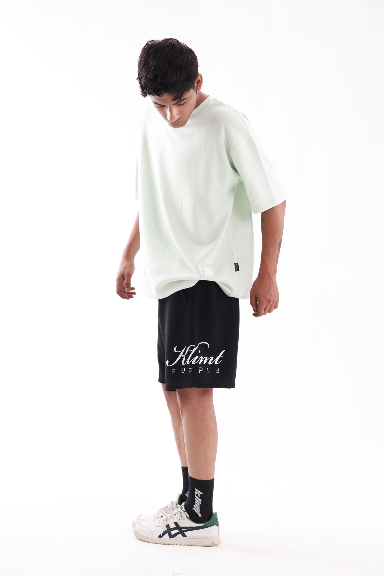 Klimt Script Shorts